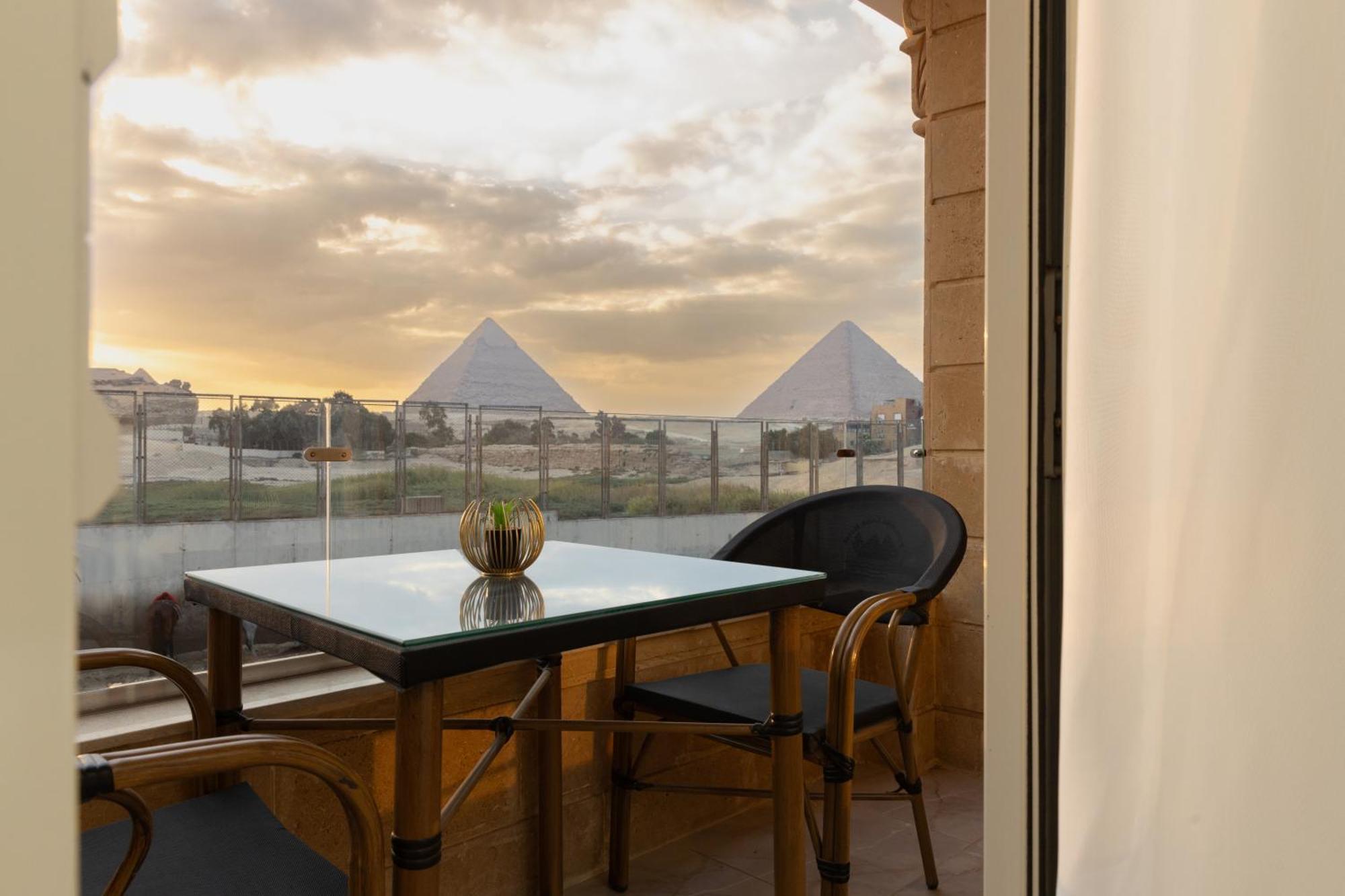 Pyramids Land Palace Kafret el-Gabal Kültér fotó